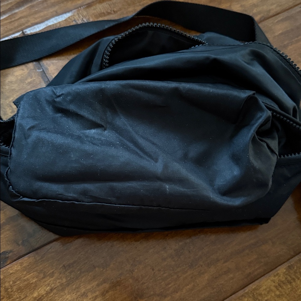 Lululemon Crossbody Bag - Picture 8 of 8